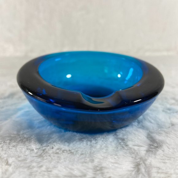 Viking Glass cobalt blue  Horseshoe Epic Orb  Ashtray MCM Heavy weight 1960's - Picture 7 of 11
